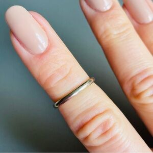 BENCHMARK 14K White Gold Stackable Ring Band Or Knuckle Ring Size 5